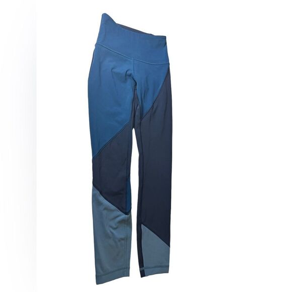 Lululemon High-Rise Wunder Under Leggings (2) - Picture 2 of 7